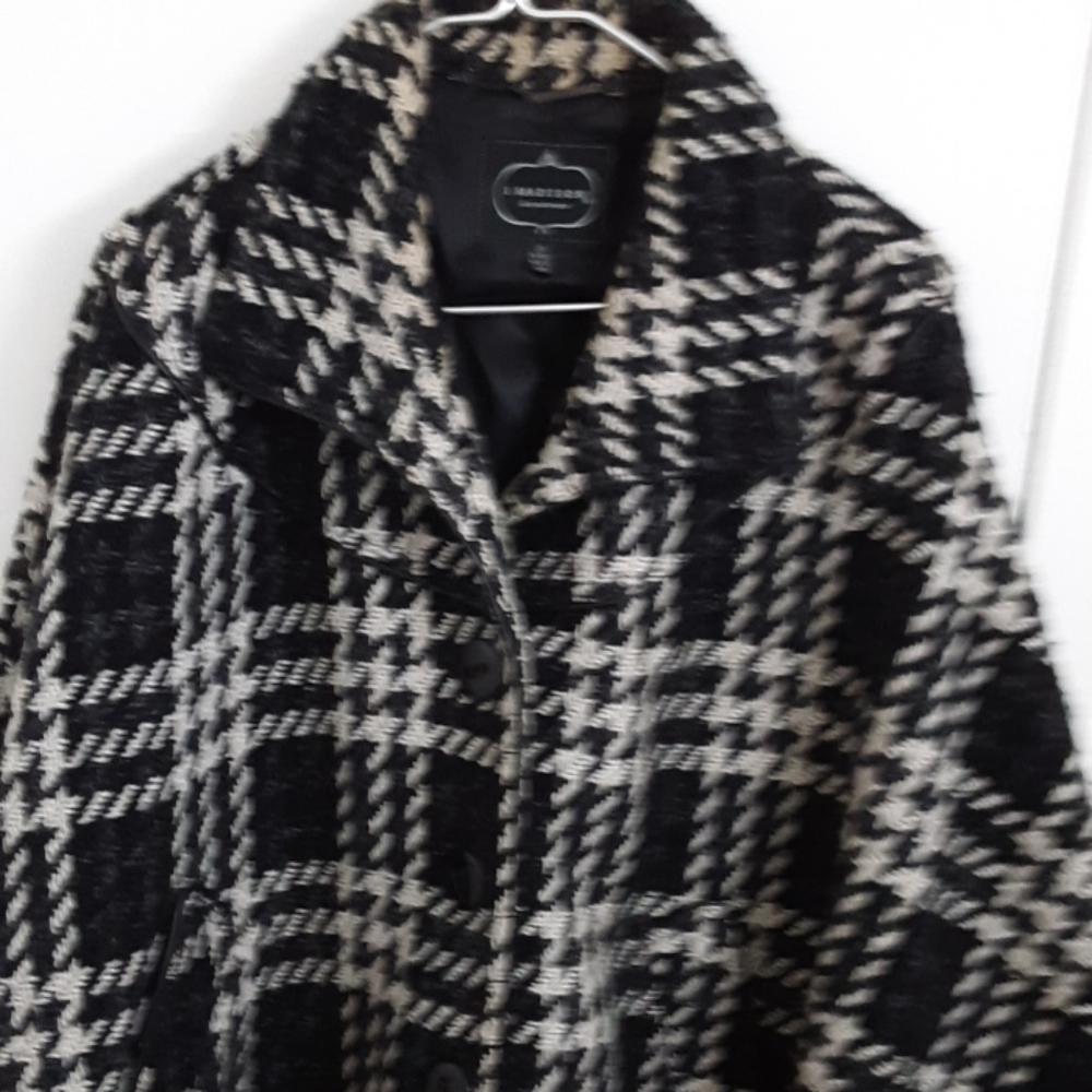 Womens Houndstooth pattern Cape Coat